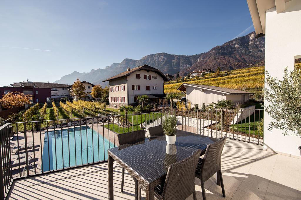 Josefshof Apartment Caldaro Bagian luar foto